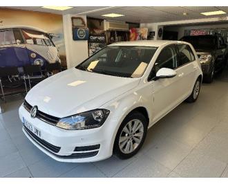 VOLKSWAGEN Golf ADVANCE 1.2 TSI