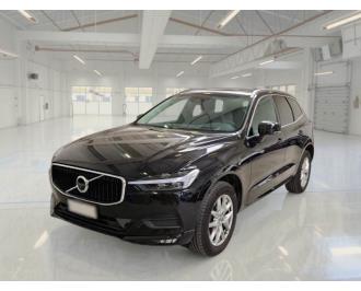VOLVO XC60 B4 D 4x4 AUTOMATICO MOMENTUM PRO